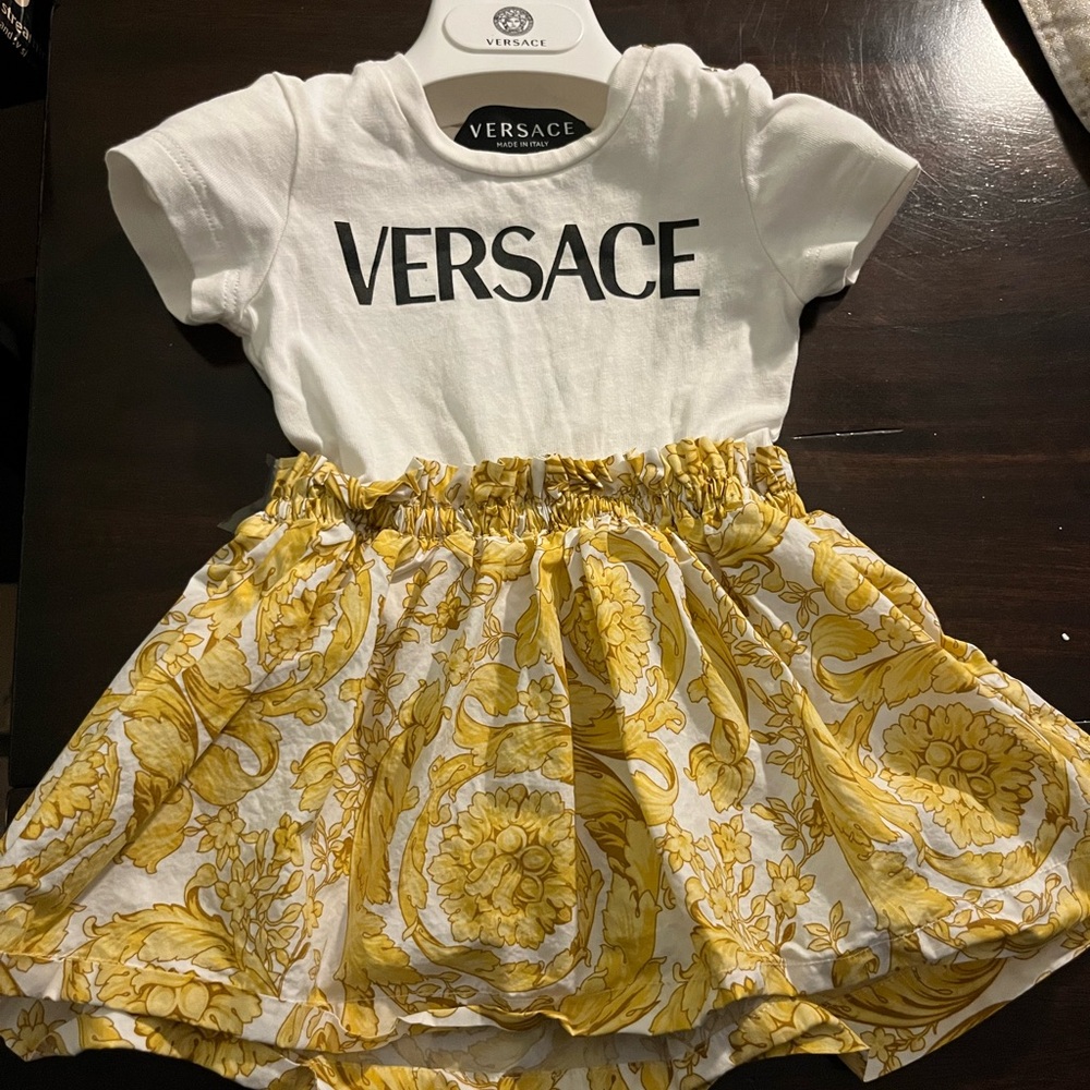 Baby dress
